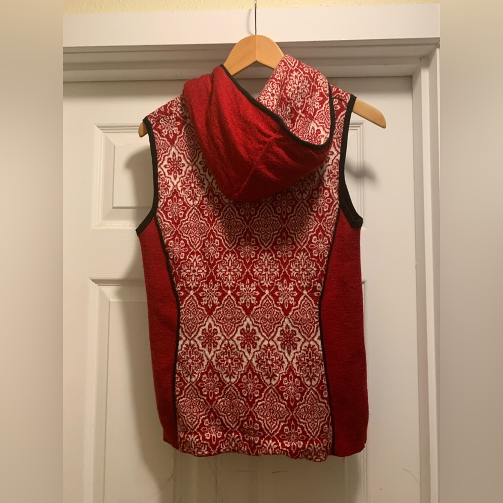 Wool Icelandic Design Zip Up Hooded Vest, red, white and black - GUC Size Large